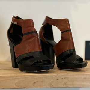 Calvin Klein platform leather sandal, size 7.5